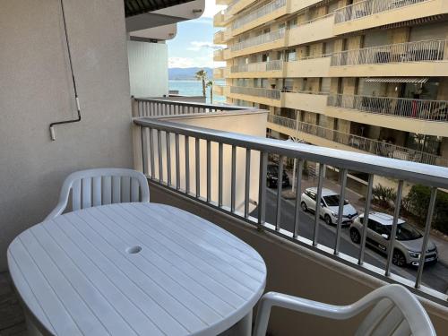 Studio Saint-Raphaël, 1 pièce, 3 personnes - FR-1-466A-45