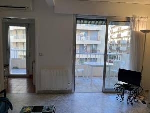 Studio Saint-Raphaël, 1 pièce, 3 personnes - FR-1-466A-45