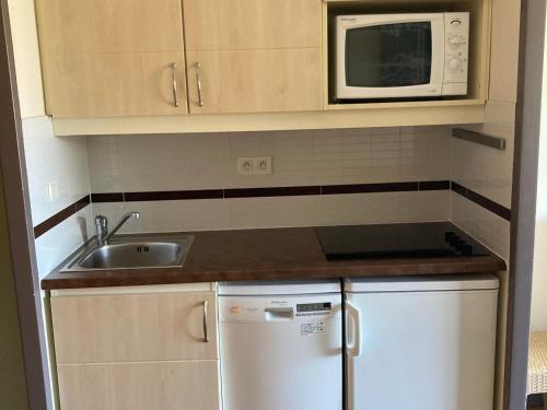Studio Saint-Raphaël, 1 pièce, 4 personnes - FR-1-504-608