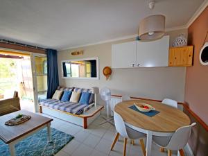 Studio Saint-Raphaël, 1 pièce, 4 personnes - FR-1-504-649
