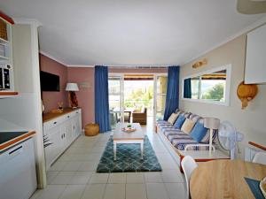 Appartement Studio Saint-Raphaël, 1 pièce, 4 personnes - FR-1-504-649 Domaine de Cap Esterel 2975-3001 Boulevard de la 36ème division du Texas Lieu-dit AGAY 83700 Saint-Raphaël Provence-Alpes-Côte d\'Azur