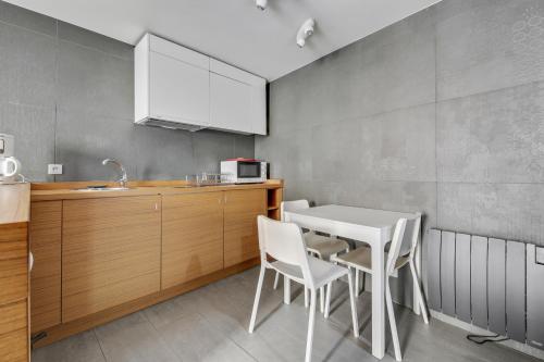 Studio Saint-Sulpice, Saint-Germain-des-Prés, Odéon by Weekome
