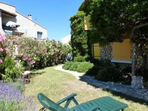 Studio Saintes-Maries-de-la-Mer, 1 pièce, 2 personnes - FR-1-475-56