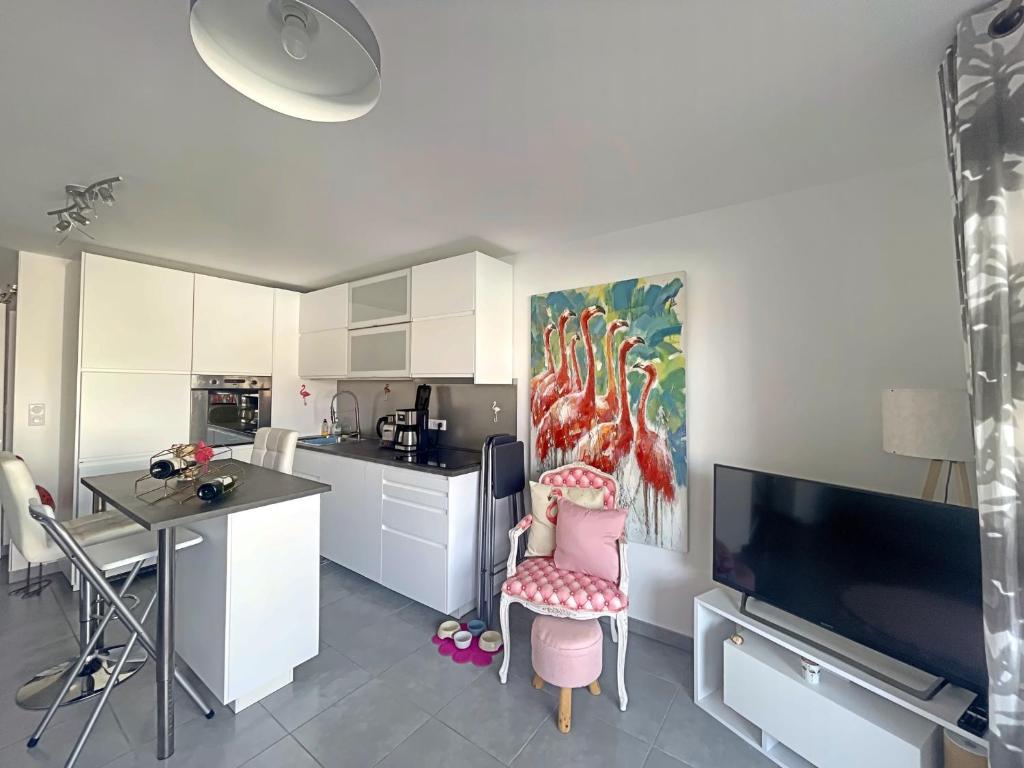 Studio Saintes-Maries-de-la-Mer, 1 pièce, 3 personnes - FR-1-475-99 14 rue Paul Hermann Résidence Magali N°4, 13460 Les Saintes-Maries-de-la-Mer