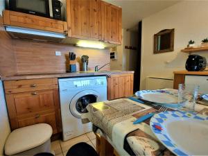 Appartement Studio Samoëns, 1 pièce, 6 personnes - FR-1-624-62 145 Rue des Billets 74340 Samoëns Rhône-Alpes