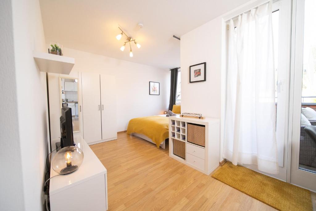 Appartement Studio Shiny - Zentral mit Balkon - Messe - Küche 30 Keltenstraße 41462 Neuss