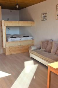 Studio sous les pistes avec vue sur la vallée