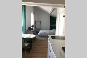 Studio sous les toits