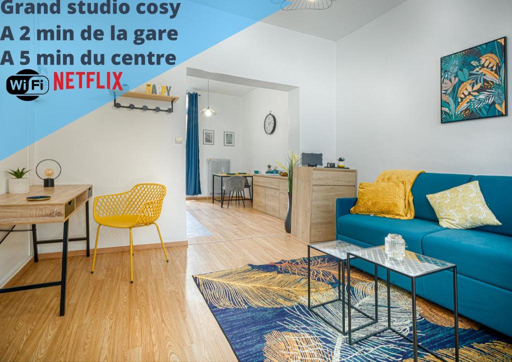 Appartement Studio spacieux, sublime et cosy avec patio au centre de Valenciennes - wifi 26 Rue de l'Abbé Victor Senez 59300 Valenciennes