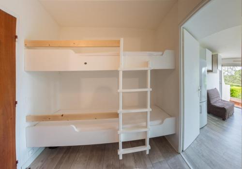 studio standing 1ere ligne Grau du roi