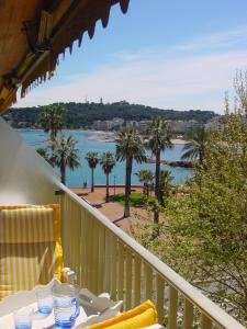 Appartement STUDIO STANDING BORD DE MER ET VUE LES REMPARTS 43 Boulevard Albert 1er 06600 Antibes Provence-Alpes-Côte d\'Azur