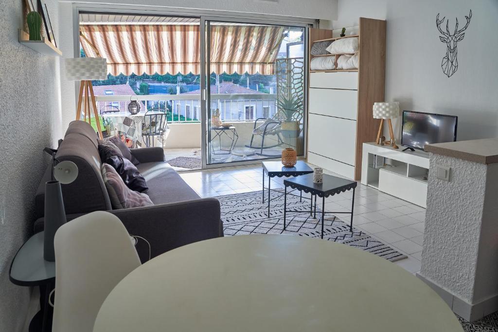 Studio Ste Sophie residence Ste Sophie 42 ave st Louis, 06400 Cannes