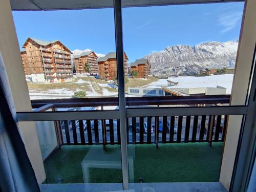 Studio SuperDévoluy dans batiment Bois D'Aurouze au pied des pistes