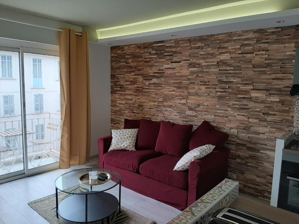 Studio Suquet balcony 1 min beach, 10 min Palais & Croisette Works 82 Rue Georges Clemenceau, 06400 Cannes