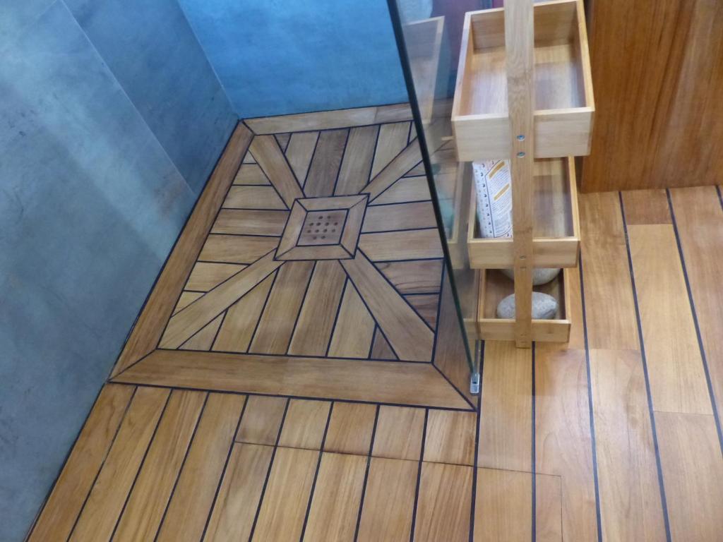 Studio sur le port avec patio