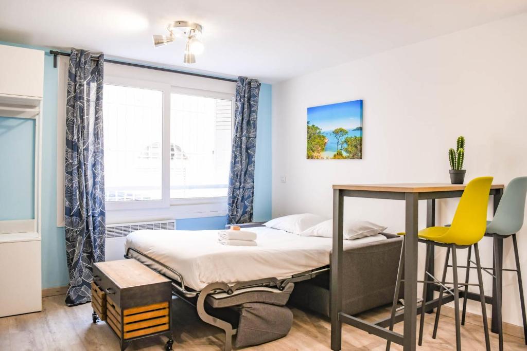 Appartement Studio sur le Vieux-Port idéal pour 2 personnes 3 Rue Robert 13007 Marseille