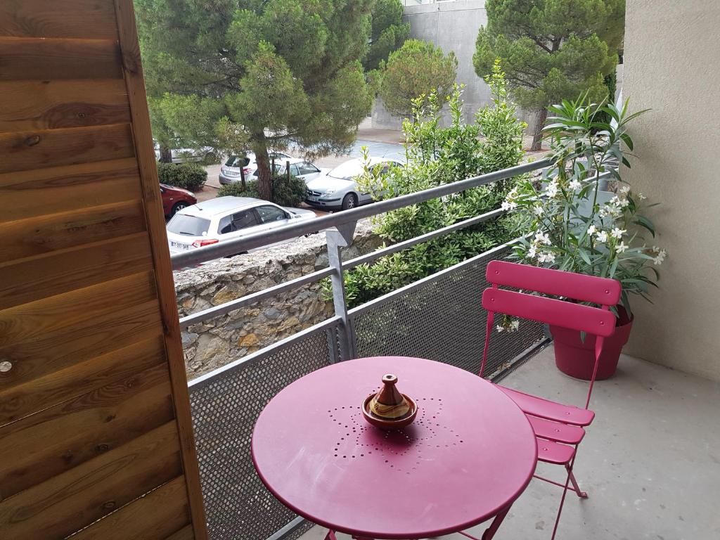 Appartement Studio terrasse cosy Arles Luma 4 rue Raoul Follereau, RES Les Cyclades Bat B APPT 205 13200 Arles