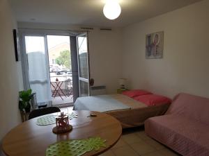 Appartement Studio terrasse cosy Arles Luma 4 rue Raoul Follereau, RES Les Cyclades Bat B APPT 205 13200 Arles Provence-Alpes-Côte d\'Azur