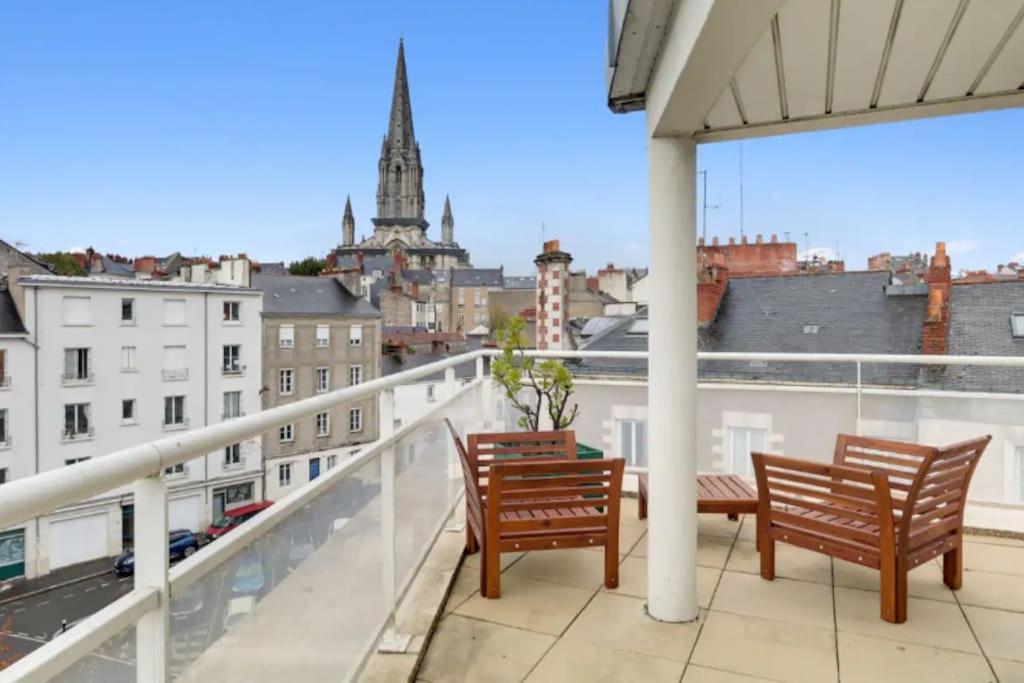 Appartement Studio & terrasse dans le ciel en centre ville de Nantes 68 Rue Préfet Bonnefoy 44000 Nantes