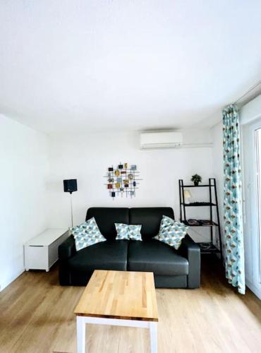 Studio * Terrasse * Parking * Vue