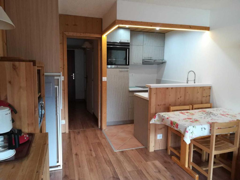 Appartement Studio Tignes, 1 pièce, 4 personnes - FR-1-449-102 Le Val-Claret Centre -  - 73320 Tignes