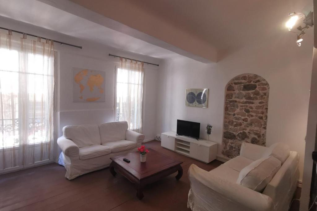 Appartement STUDIO Toulon 2nd floor 36 Rue d'Alger 83000 Toulon