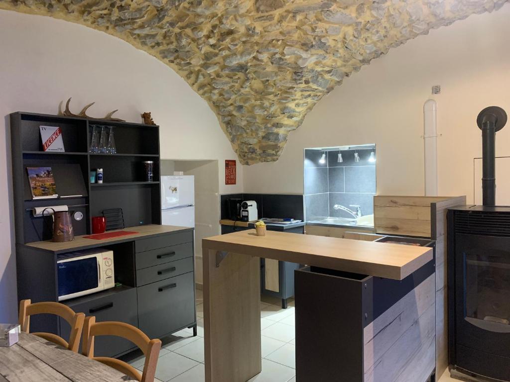 Studio tout équipé centre ville Dol de Bretagne 35120 Dol-de-Bretagne