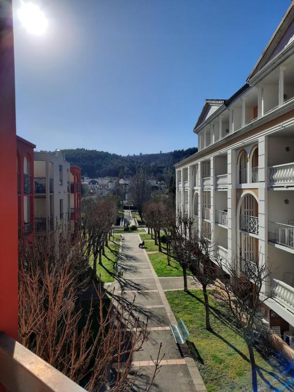 Appartement studio tout équipé proche therme Résidence plein Soleil 34240 Lamalou-les-Bains