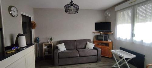 Studio tout équipé refait à neuf