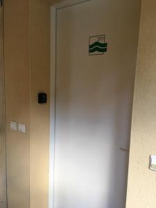 Studio très bien situé, belle vue, parking privé