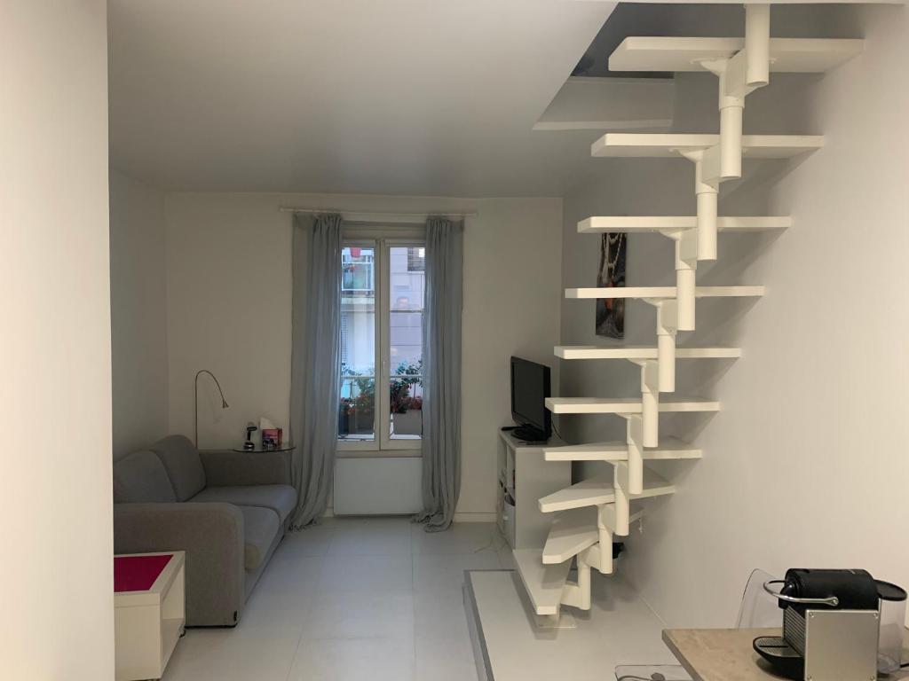 Appartement Studio type loft 11 Rue de Nantes 75019 Paris