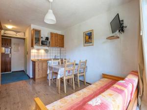 Studio Val-d'Isère, 1 pièce, 2 personnes - FR-1-694-86