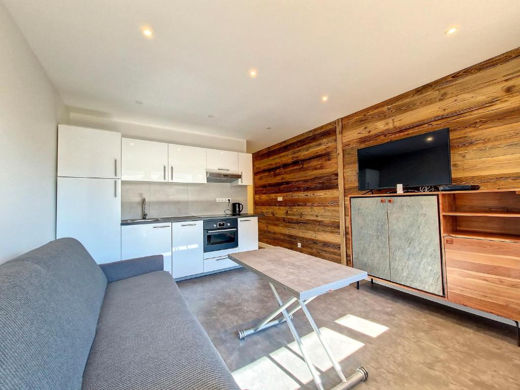 Appartement Studio Val-d'Isère, 1 pièce, 4 personnes - FR-1-518-134 PLACE DES DOLOMITES 73150 Val dʼIsère