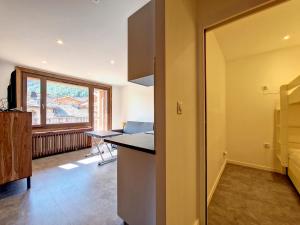 Appartement Studio Val-d'Isère, 1 pièce, 4 personnes - FR-1-518-134 PLACE DES DOLOMITES 73150 Val dʼIsère Rhône-Alpes