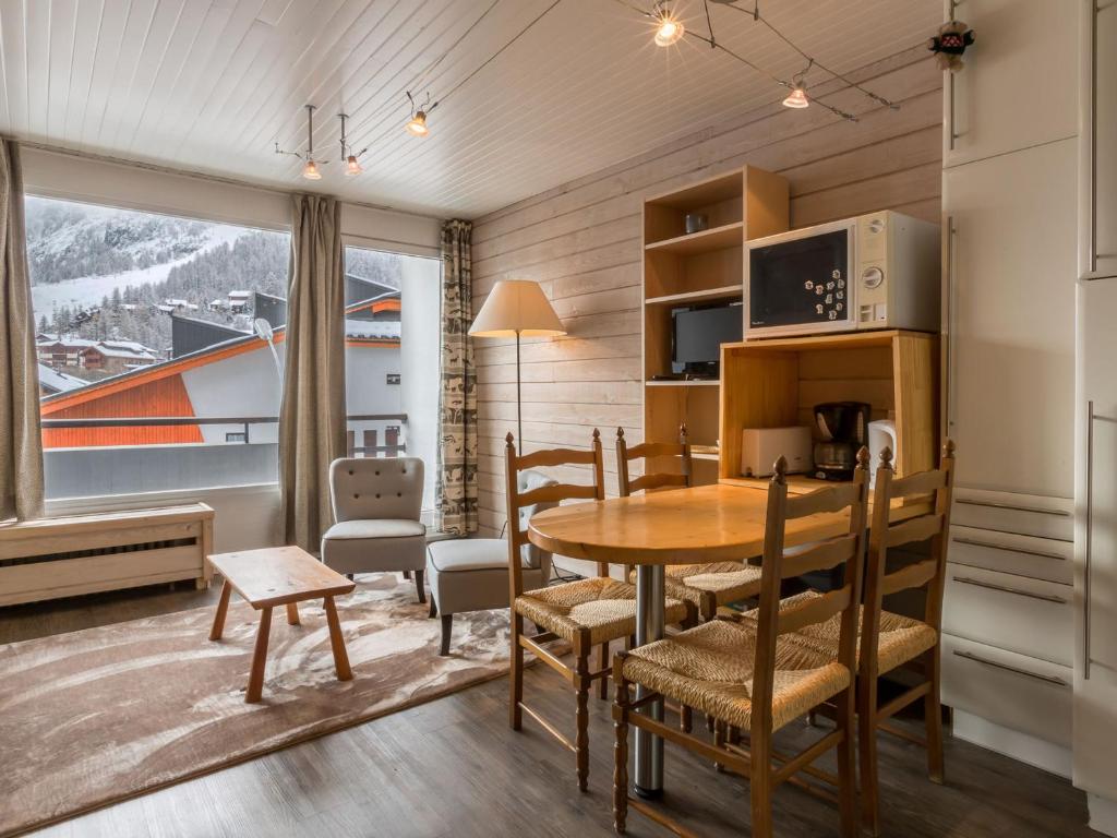 Studio Val-d'Isère, 1 pièce, 4 personnes - FR-1-694-223 673 AVENUE OLYMPIQUE, 73150 Val dʼIsère