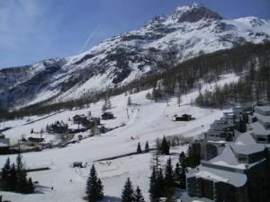 Studio Val-d'Isère, 1 pièce, 4 personnes - FR-1-694-246