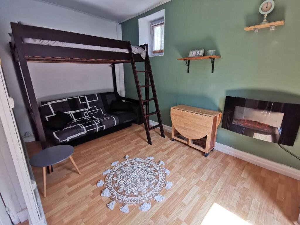 Studio Val-d'Isère, 2 pièces, 5 personnes - FR-1-519-34