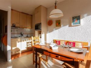 Studio Val Thorens, 1 pièce, 4 personnes - FR-1-637-27