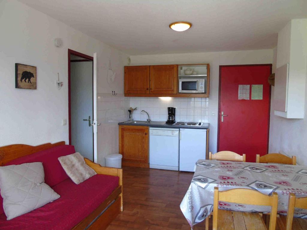 Appartement Studio Valfréjus, 2 pièces, 4 personnes - FR-1-561-49 20 Rue des Bettets Station de Valfrejus 73500 Modane