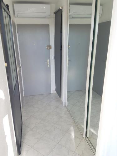 Studio Village Naturiste Caprice