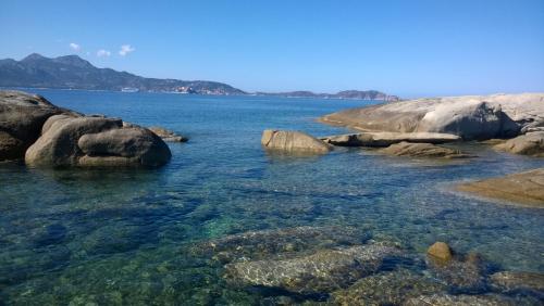 Studio vue mer au 1 etage