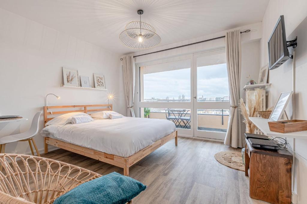 Studio vue mer. Calme et idéalement situé