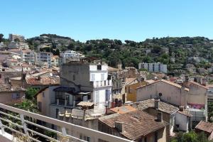 Studio vue mer panoramique sur la baie de Cannes