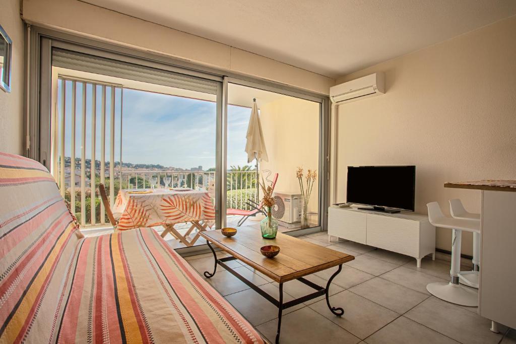 Appartement Studio Vue Mer Sainte Maxime 6 chem. des bouteillers 83120 Sainte-Maxime