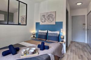 Studio vue sur le clocher, au calme Moustiers #3