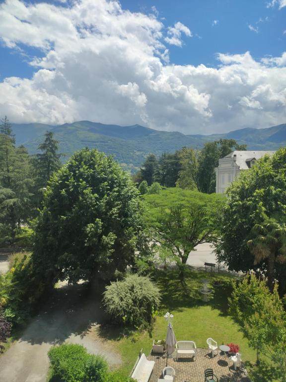 Appartement Studio vue Tourmalet dans villa historique \ 36 Avenue des Pyrénées 65400 Argelès-Gazost