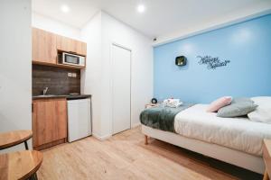 Studio well located between Pigalle Montmartre Opéra