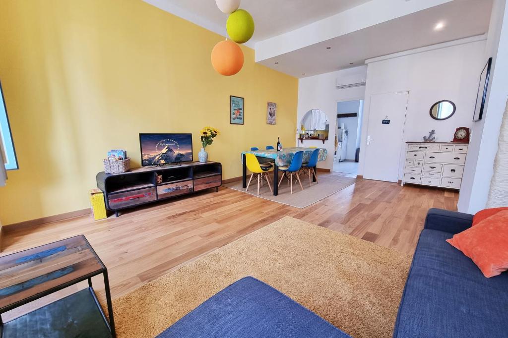Studio With Balcony In Issy Les Moulineaux