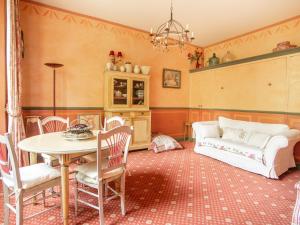 Studio with pool in garden Park naerby spas and views at the Mont Ventoux