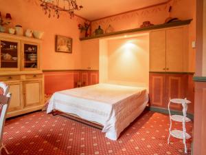 Studio with pool in garden Park naerby spas and views at the Mont Ventoux